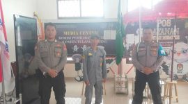 Polres Tulang Bawang perketat penjagaan kantor KPU dan Bawaslu. Foto : Ist 
