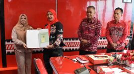 Pemkot Kota Bandar Lampung menjalankan program pembuatan sertifikat tanah gratis kepada seluruh masyarakat.
